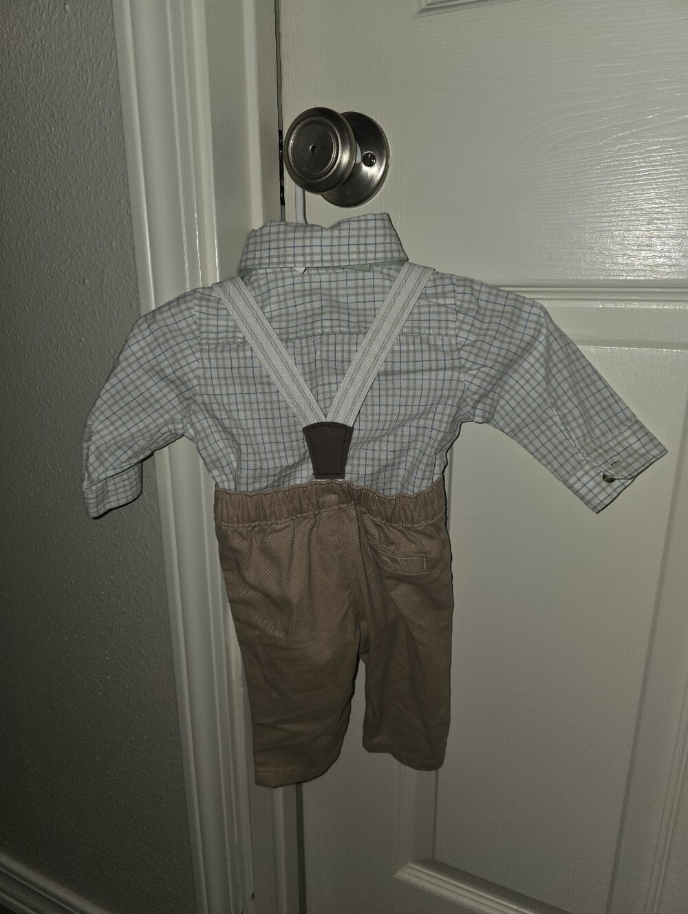 Carter's Suspender Set - Picture 2 of 4